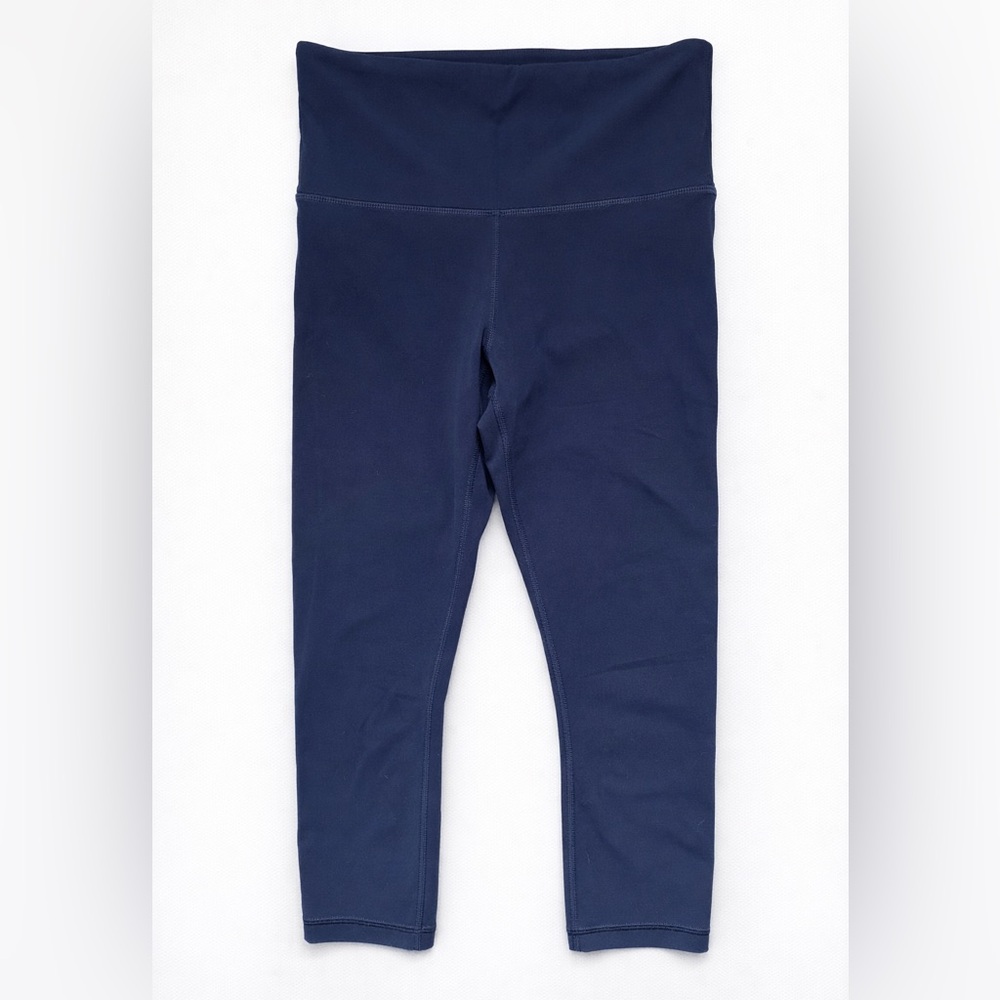 ATHLETA ELATION Capri Leggings Navy Blue XS High Rise Yoga Pants - Picture 2 of 8